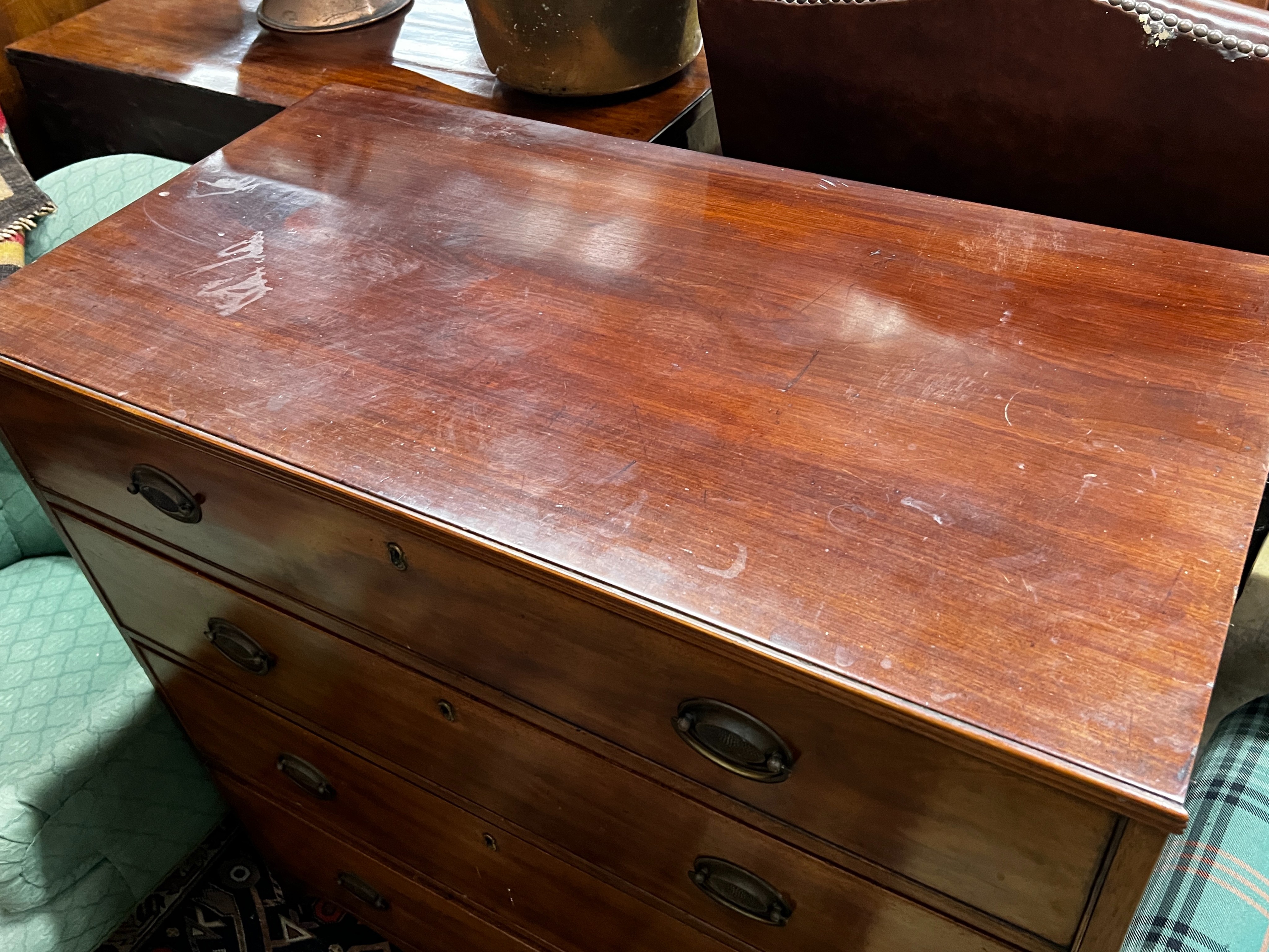 A George IV mahogany chest of drawers width 96cm, depth 50cm, height 97cm.